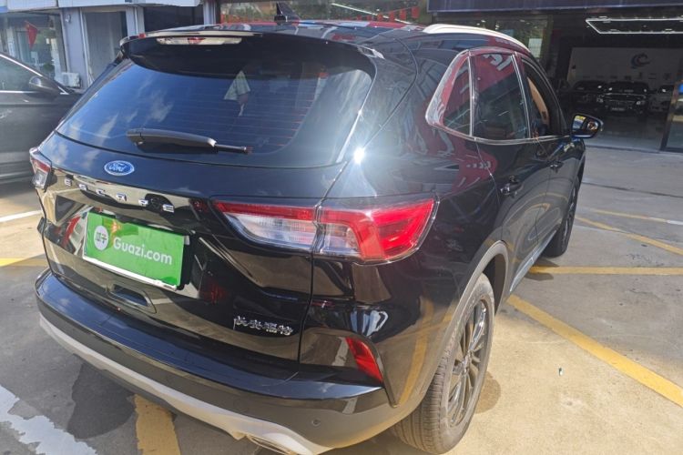 Used Ford Escape 2024 EcoBoost 245 Two-Wheel-Drive Titanium Edition Exterior 5