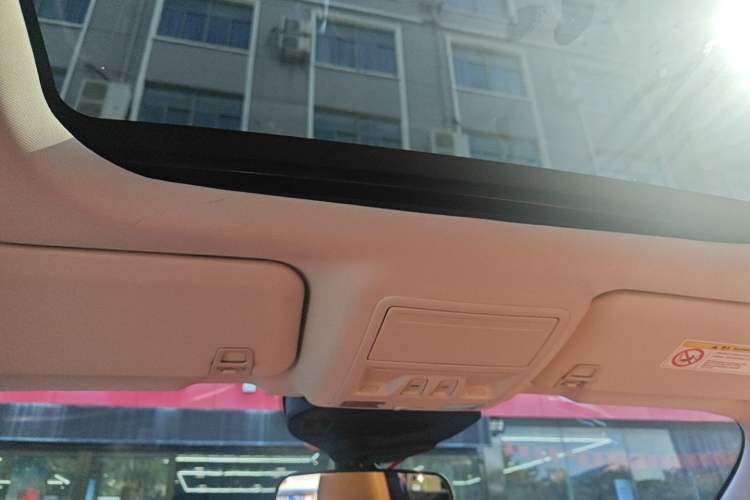 Used Ford Escape 2024 EcoBoost 245 Two-Wheel-Drive Titanium Edition Headliner