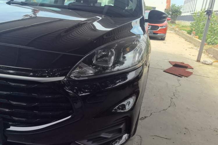 Used Ford Escape 2024 EcoBoost 245 Two-Wheel-Drive Comfort Edition Left Front Headlight