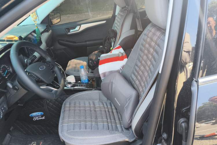 Used Ford Escape 2024 EcoBoost 245 Four-Wheel Drive Prestige Model Left Front Seat