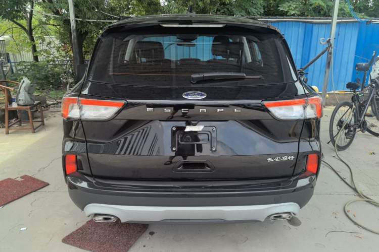 Used Ford Escape 2024 EcoBoost 245 Two-Wheel-Drive Comfort Edition Rear