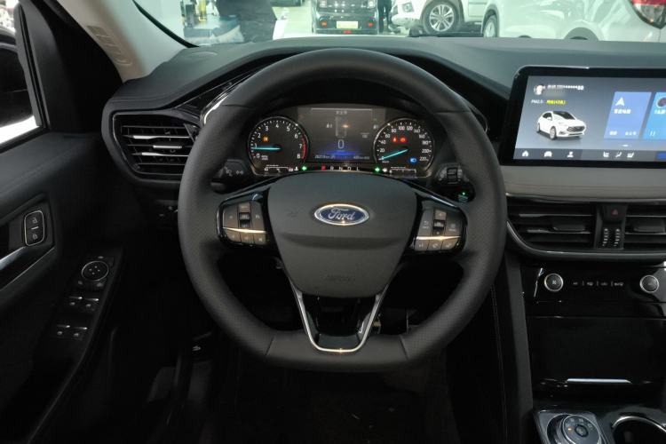 Used Ford Escape 2024 EcoBoost 245 Four-Wheel Drive Prestige Model Steering Wheel