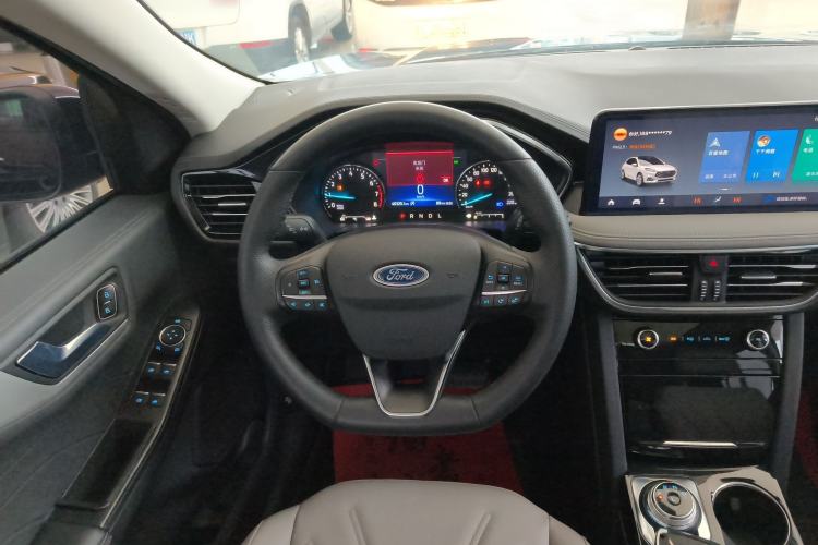 Used Ford Escape 2024 EcoBoost 245 Two-Wheel-Drive Comfort Edition Steering Wheel