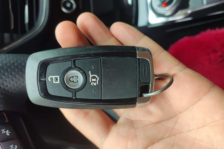 Used Ford Escape 2024 EcoBoost 245 Two-Wheel-Drive Xiangxiang Model Vehicle Key