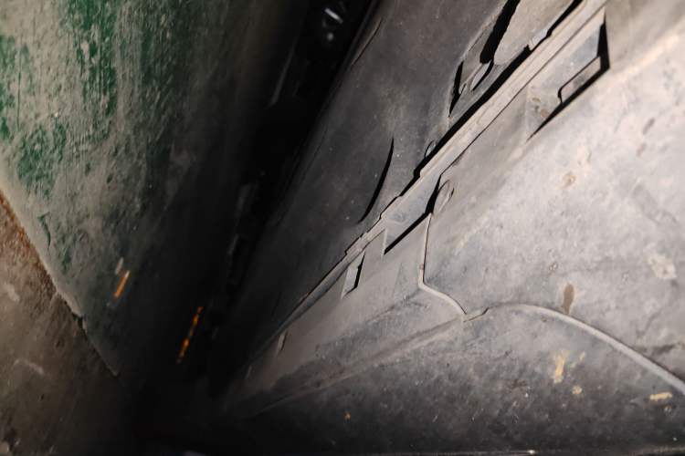 Used Ford Escape 2024 EcoBoost 245 Two-Wheel-Drive Titanium Edition Chassis Front Left