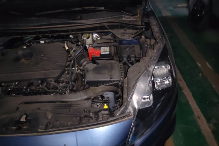 Used Ford Escape 2024 EcoBoost 245 Two-Wheel-Drive Titanium Edition Engine Bay Left