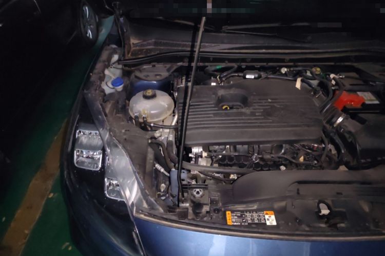Used Ford Escape 2024 EcoBoost 245 Two-Wheel-Drive Titanium Edition Engine Bay Right