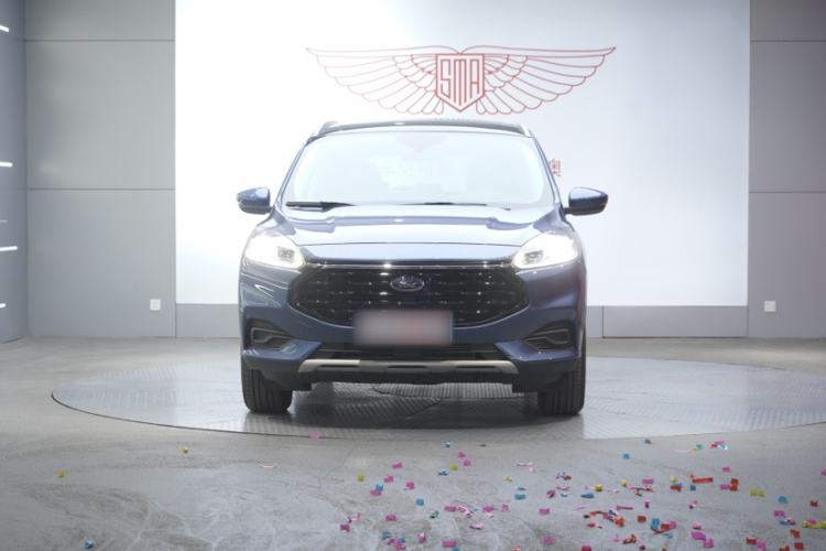 Used Ford Escape 2024 EcoBoost 245 Two-Wheel-Drive Titanium Edition Exterior 3