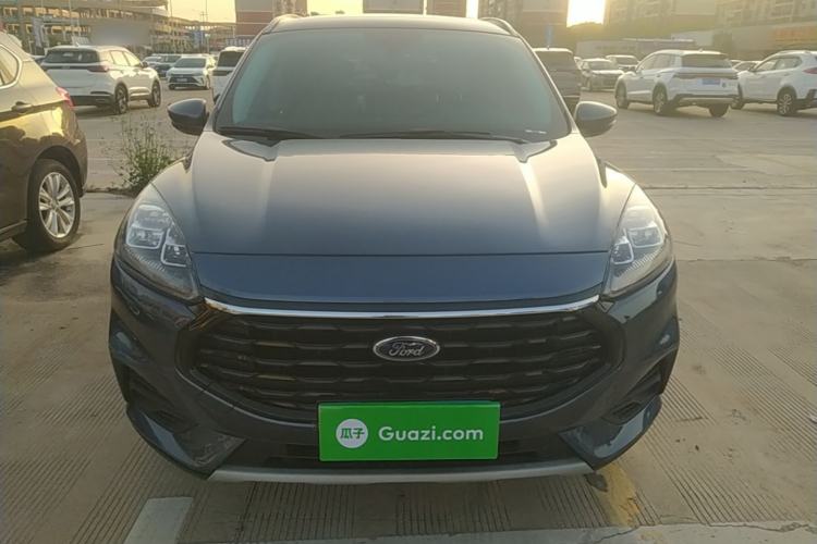 Used Ford Escape 2024 EcoBoost 245 Two-Wheel-Drive Titanium Edition Front