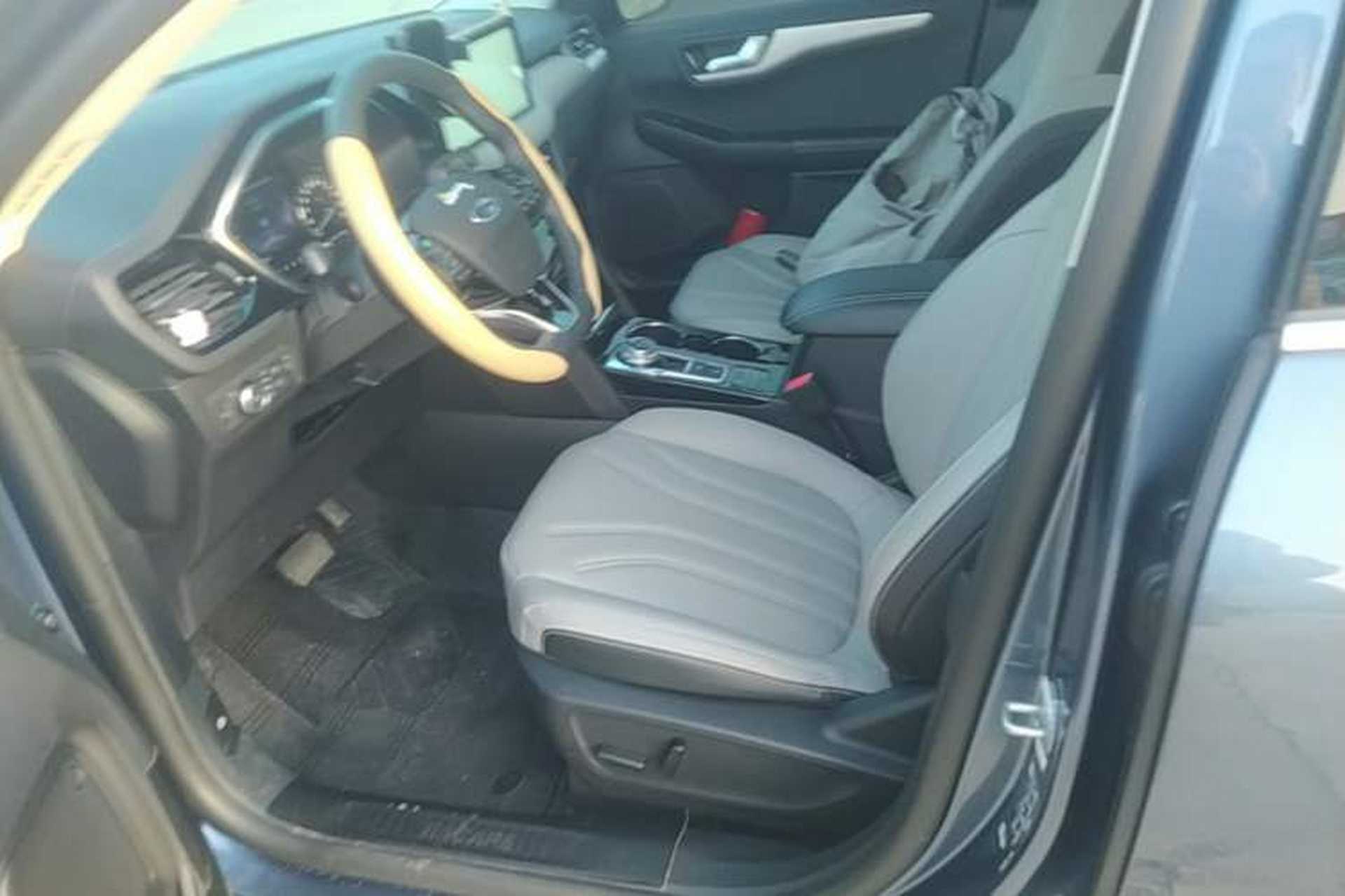 Used Ford Escape 2024 EcoBoost 245 Two-Wheel-Drive Titanium Edition Left Front Seat