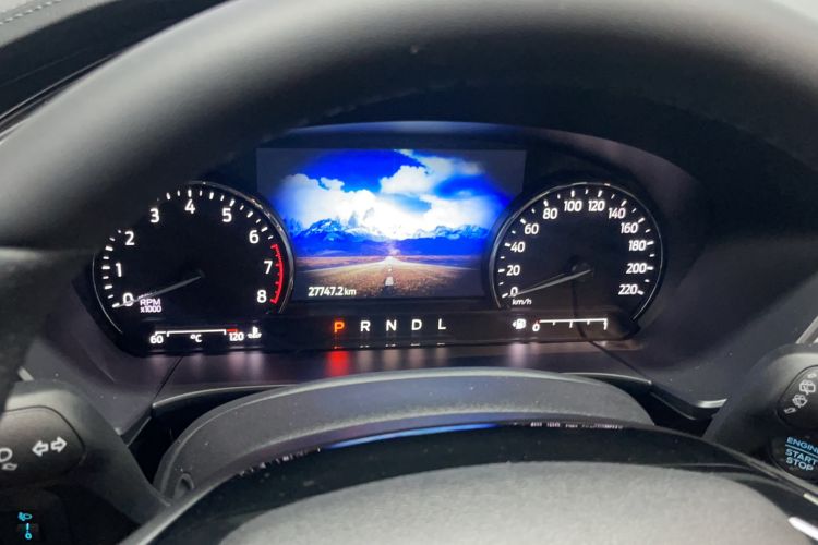 Used Ford Escape 2024 EcoBoost 245 Two-Wheel-Drive Titanium Edition Odometer Close Up