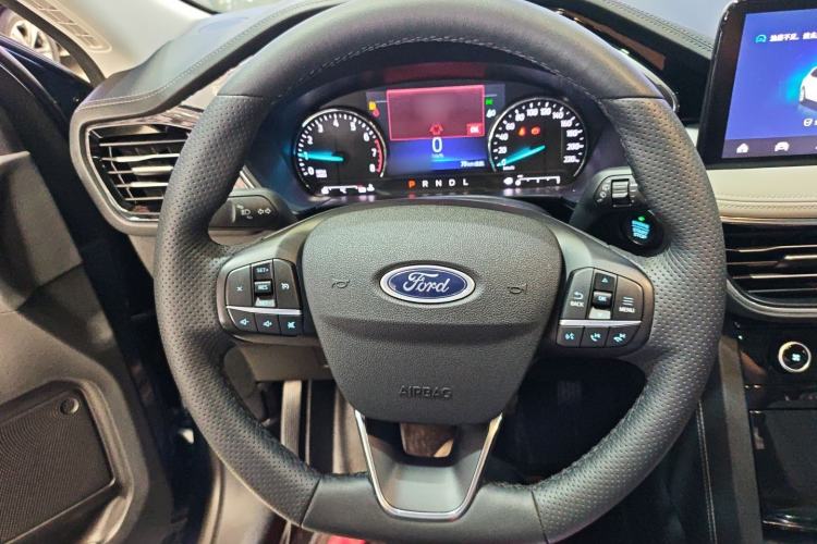Used Ford Escape 2024 EcoBoost 245 Two-Wheel-Drive Comfort Edition Steering Wheel