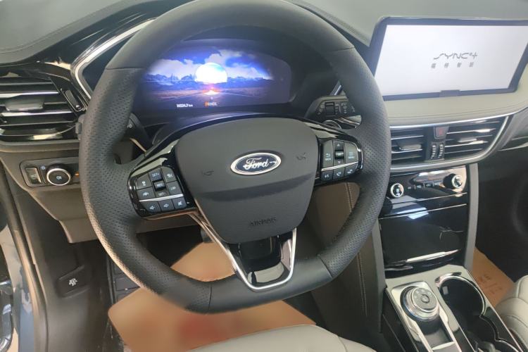 Used Ford Escape 2024 EcoBoost 245 Two-Wheel-Drive Xiangxiang Model Steering Wheel