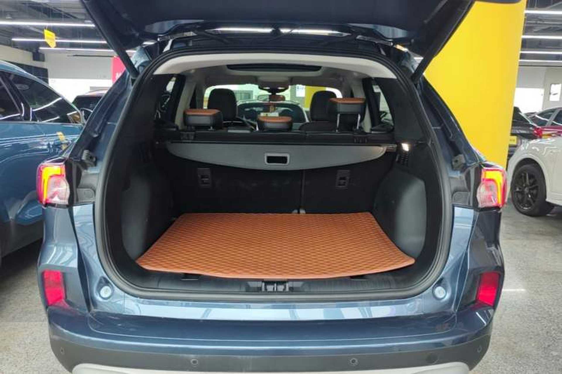 Used Ford Escape 2024 EcoBoost 245 Two-Wheel-Drive Titanium Edition Trunk