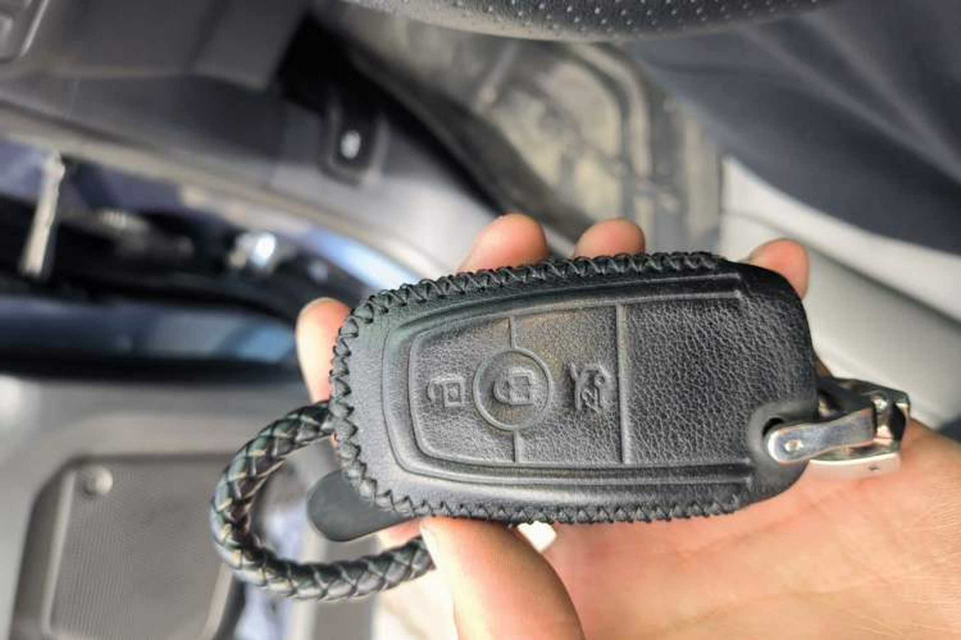 Used Ford Escape 2024 EcoBoost 245 Two-Wheel-Drive Titanium Edition Vehicle Key