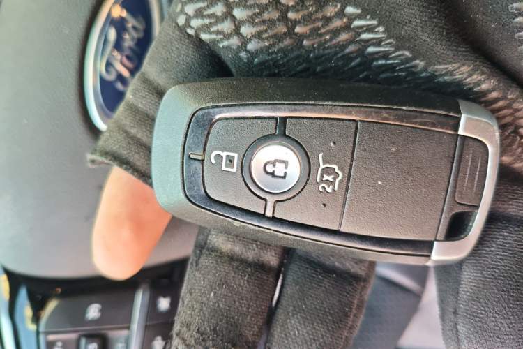 Used Ford Escape 2024 EcoBoost 245 Two-Wheel-Drive Titanium Edition Vehicle Key