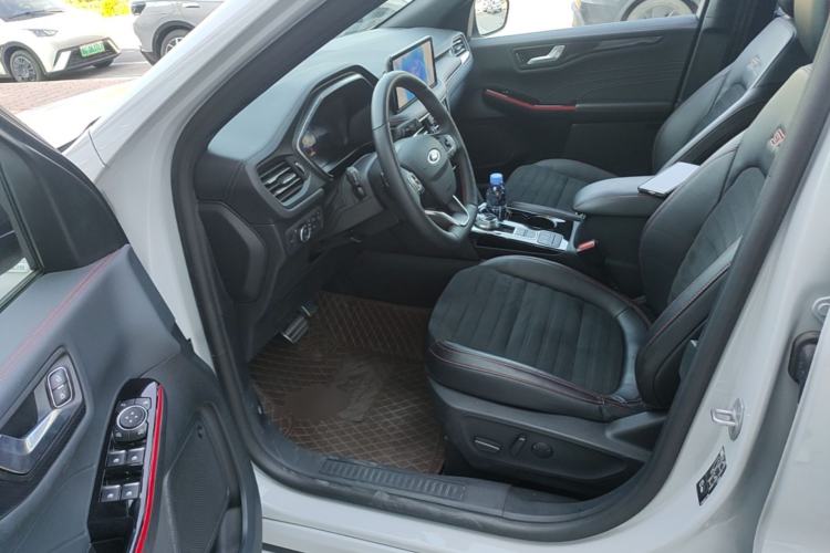 Used Ford Escape 2024 EcoBoost 245 Four-Wheel Drive ST-Line Pro Trim Driver Seat