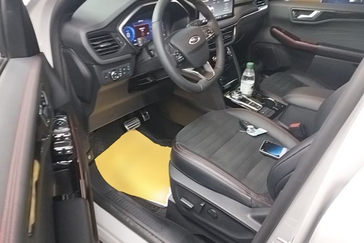 Used Ford Escape 2024 EcoBoost 245 Four-Wheel Drive ST-Line Pro Trim Driver Seat