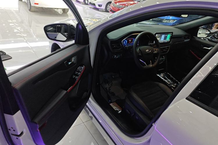 Used Ford Escape 2024 EcoBoost 245 Four-Wheel Drive ST-Line Pro Trim Driver Seat