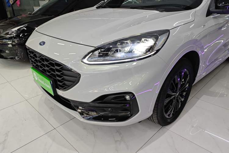 Used Ford Escape 2024 EcoBoost 245 Four-Wheel Drive ST-Line Pro Trim Left Front Headlight