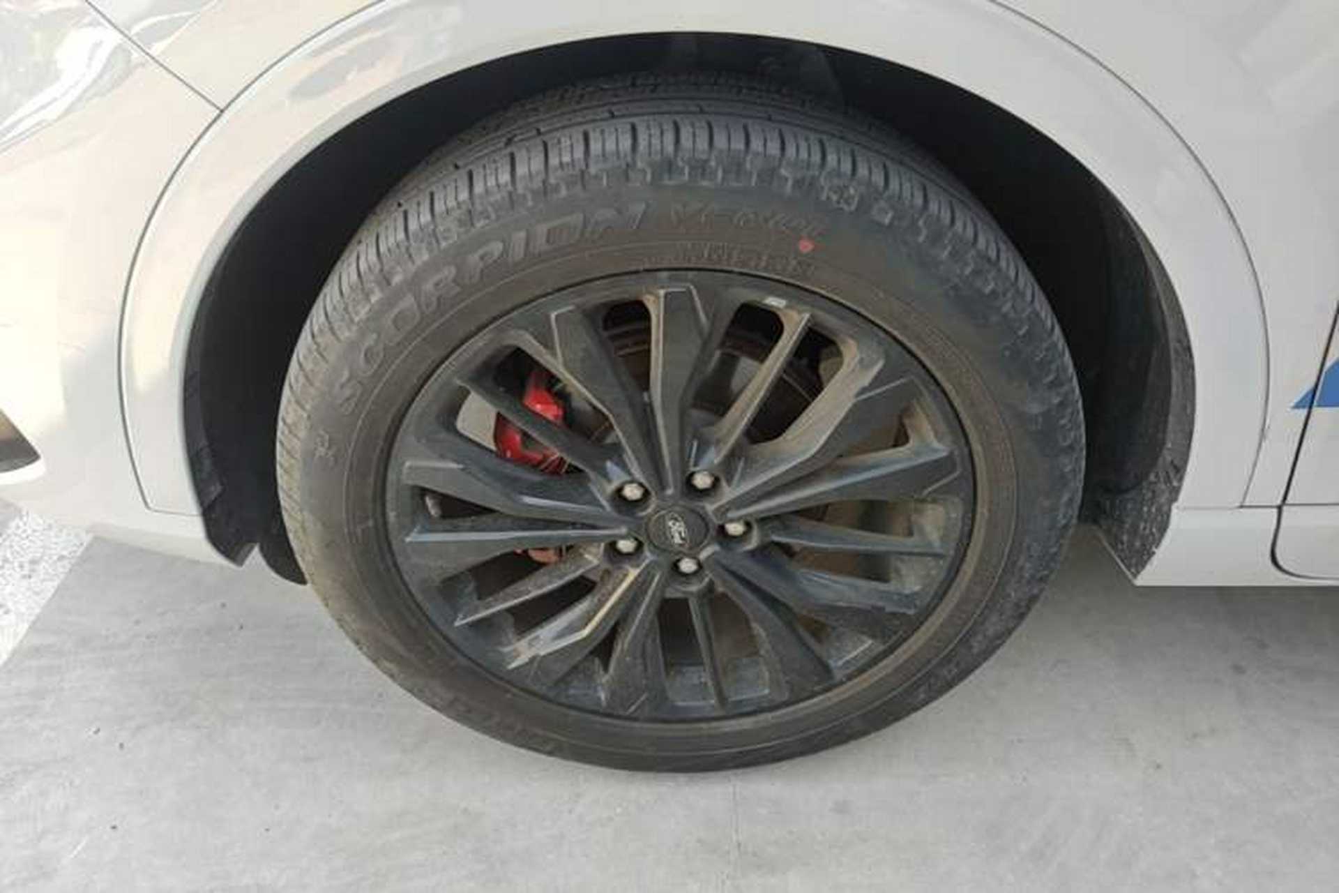 Used Ford Escape 2024 EcoBoost 245 Four-Wheel Drive ST-Line Pro Trim Left Front Wheel Hub