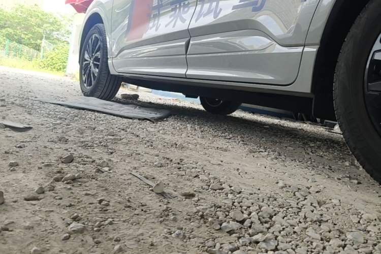 Used Ford Escape 2024 EcoBoost 245 Four-Wheel Drive ST-Line Pro Trim Left Side Sill