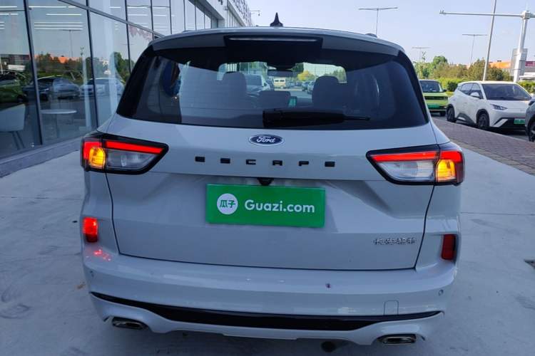 Used Ford Escape 2024 EcoBoost 245 Four-Wheel Drive ST-Line Pro Trim Rear