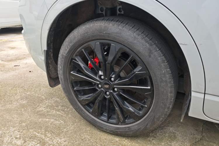 Used Ford Escape 2024 EcoBoost 245 Four-Wheel Drive ST-Line Pro Trim Right Rear Wheel Hub