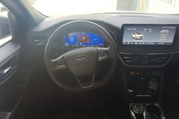 Used Ford Escape 2024 EcoBoost 245 Four-Wheel Drive ST-Line Pro Trim Steering Wheel