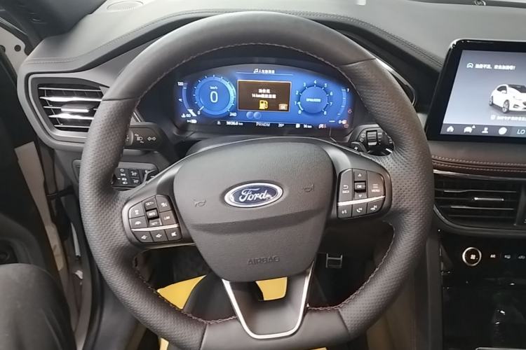 Used Ford Escape 2024 EcoBoost 245 Four-Wheel Drive ST-Line Pro Trim Steering Wheel