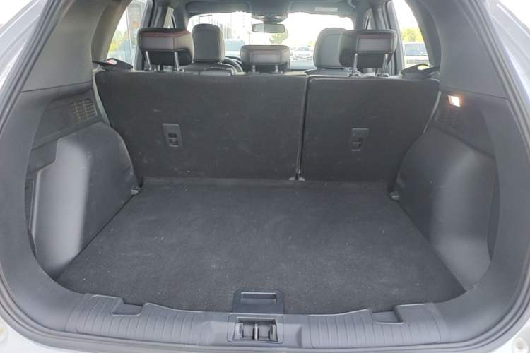 Used Ford Escape 2024 EcoBoost 245 Four-Wheel Drive ST-Line Pro Trim Trunk