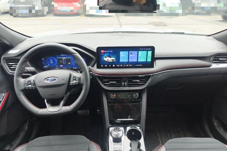 Used Ford Escape 2024 EcoBoost 245 Four-Wheel Drive ST-Line Pro Trim Center Console