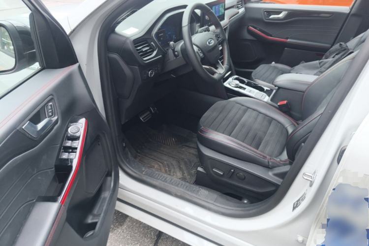 Used Ford Escape 2024 EcoBoost 245 Four-Wheel Drive ST-Line Pro Trim Driver Seat