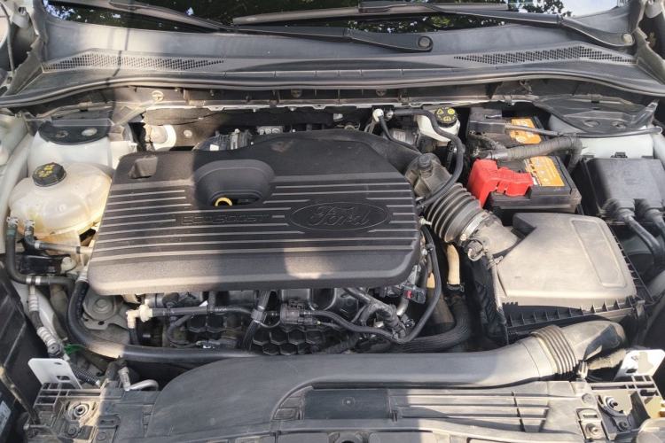 Used Ford Escape 2024 EcoBoost 245 Four-Wheel Drive ST-Line Pro Trim Engine Bay