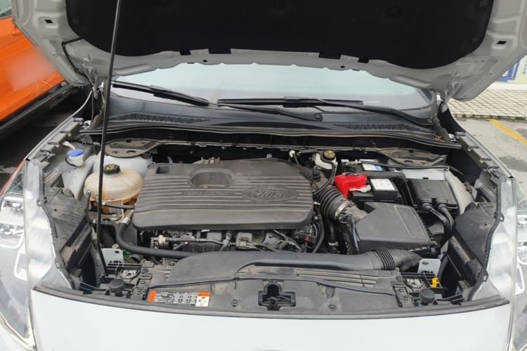 Used Ford Escape 2024 EcoBoost 245 Four-Wheel Drive ST-Line Pro Trim Engine Bay