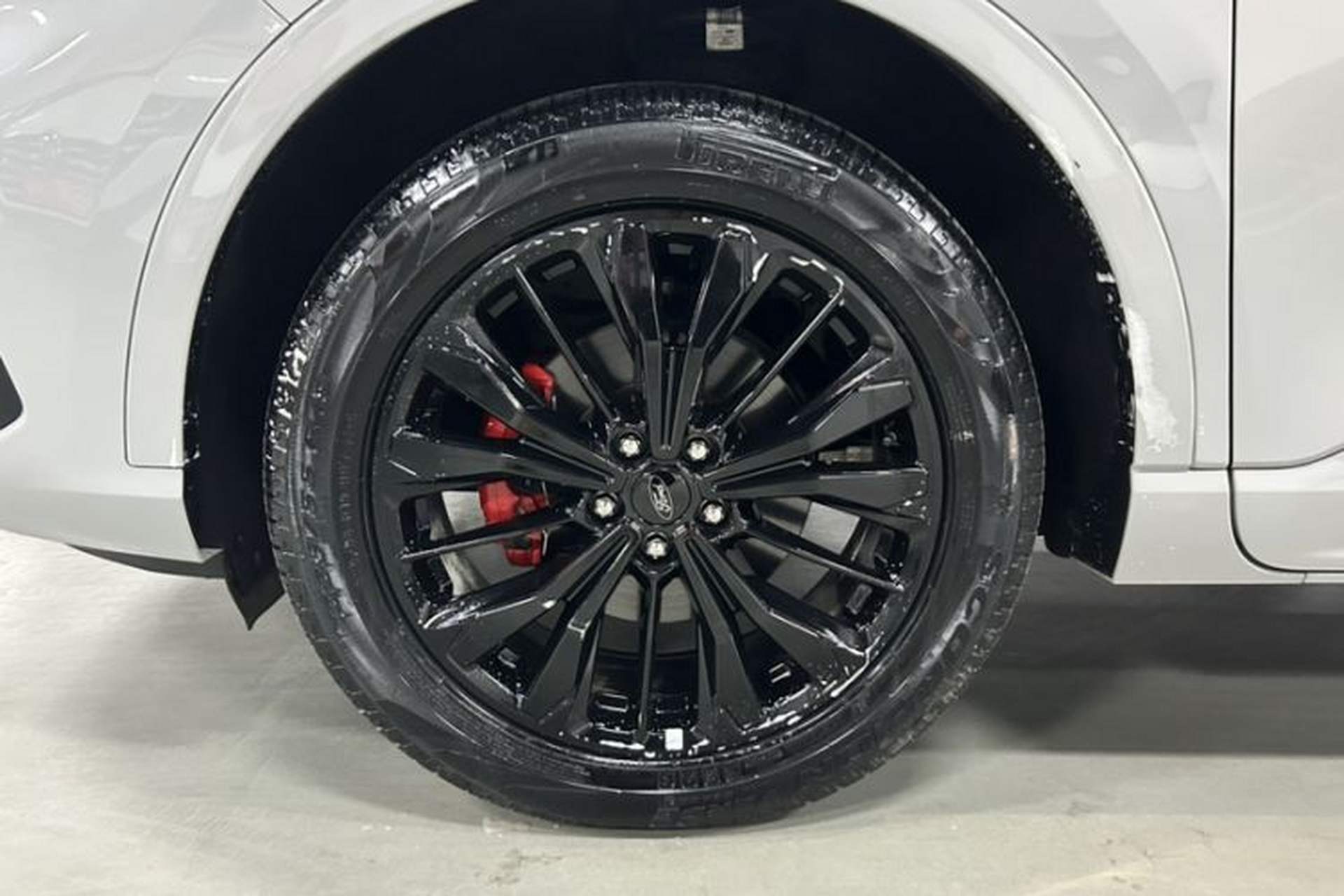 Used Ford Escape 2024 EcoBoost 245 Four-Wheel Drive ST-Line Pro Trim Exterior 7