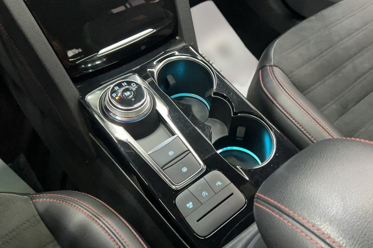 Used Ford Escape 2024 EcoBoost 245 Four-Wheel Drive ST-Line Pro Trim Gear Lever