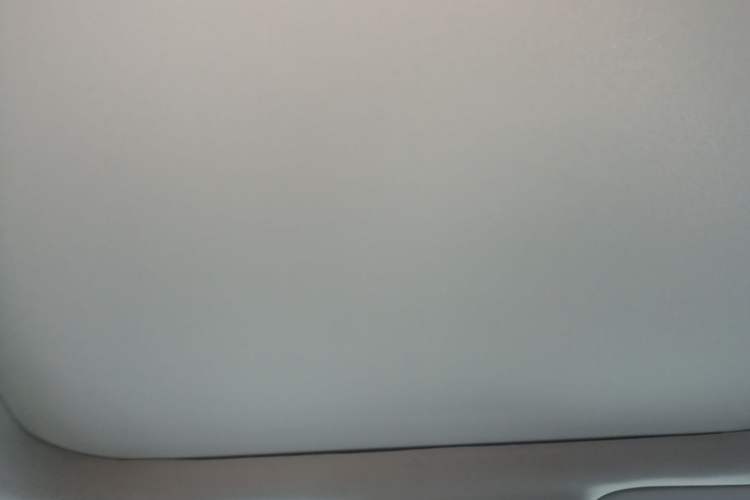 Used Ford Escape 2024 EcoBoost 245 Four-Wheel Drive Prestige Model Headliner