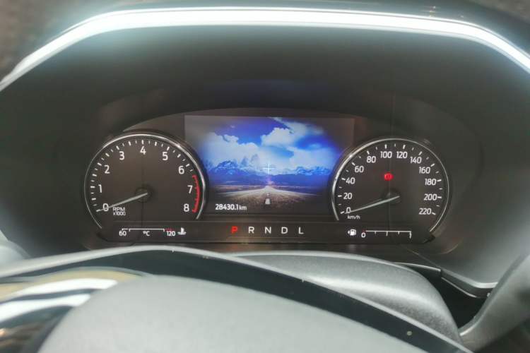 Used Ford Escape 2024 EcoBoost 245 Four-Wheel Drive Prestige Model Instrument Cluster
