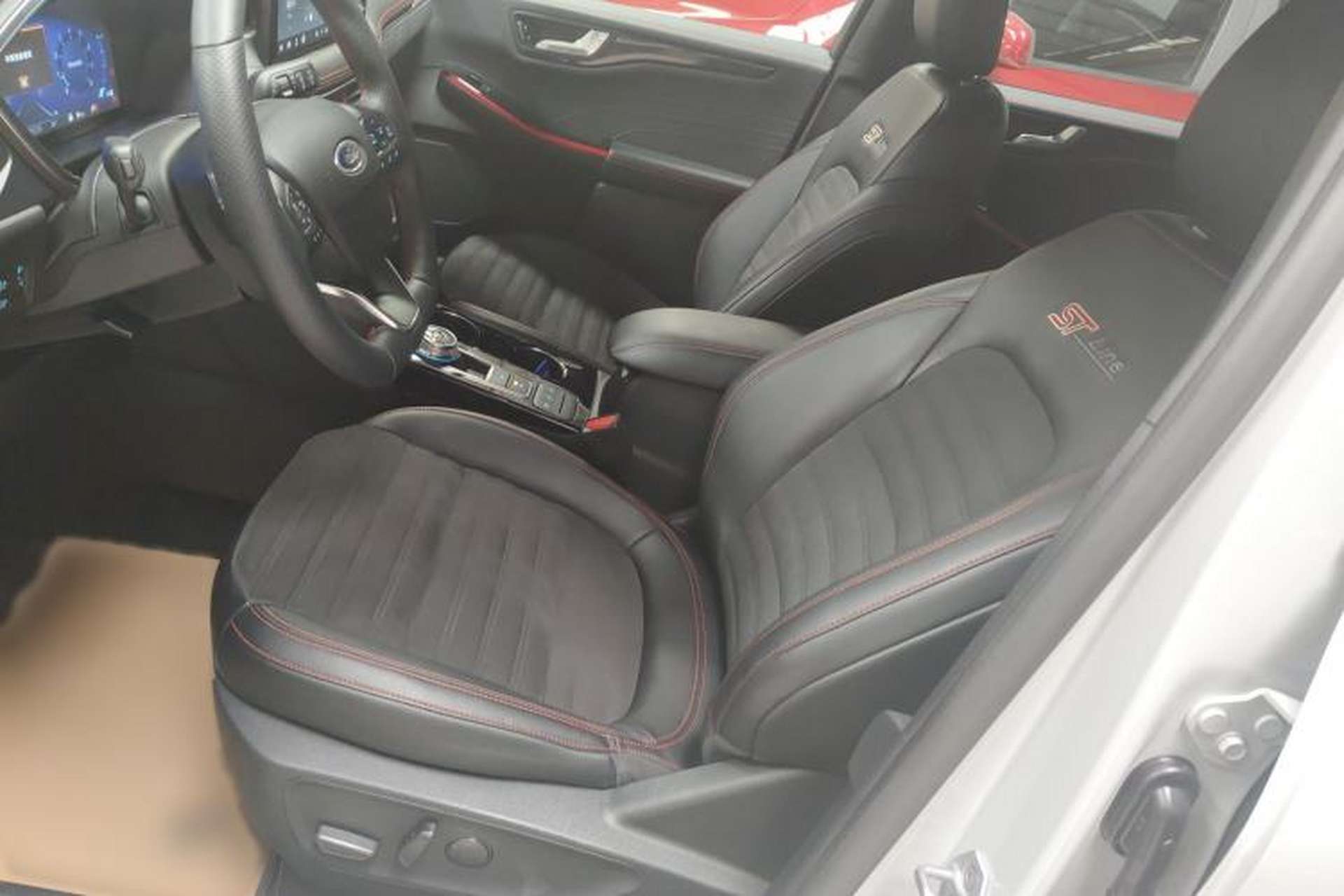 Used Ford Escape 2024 EcoBoost 245 Four-Wheel Drive ST-Line Pro Trim Interior 1