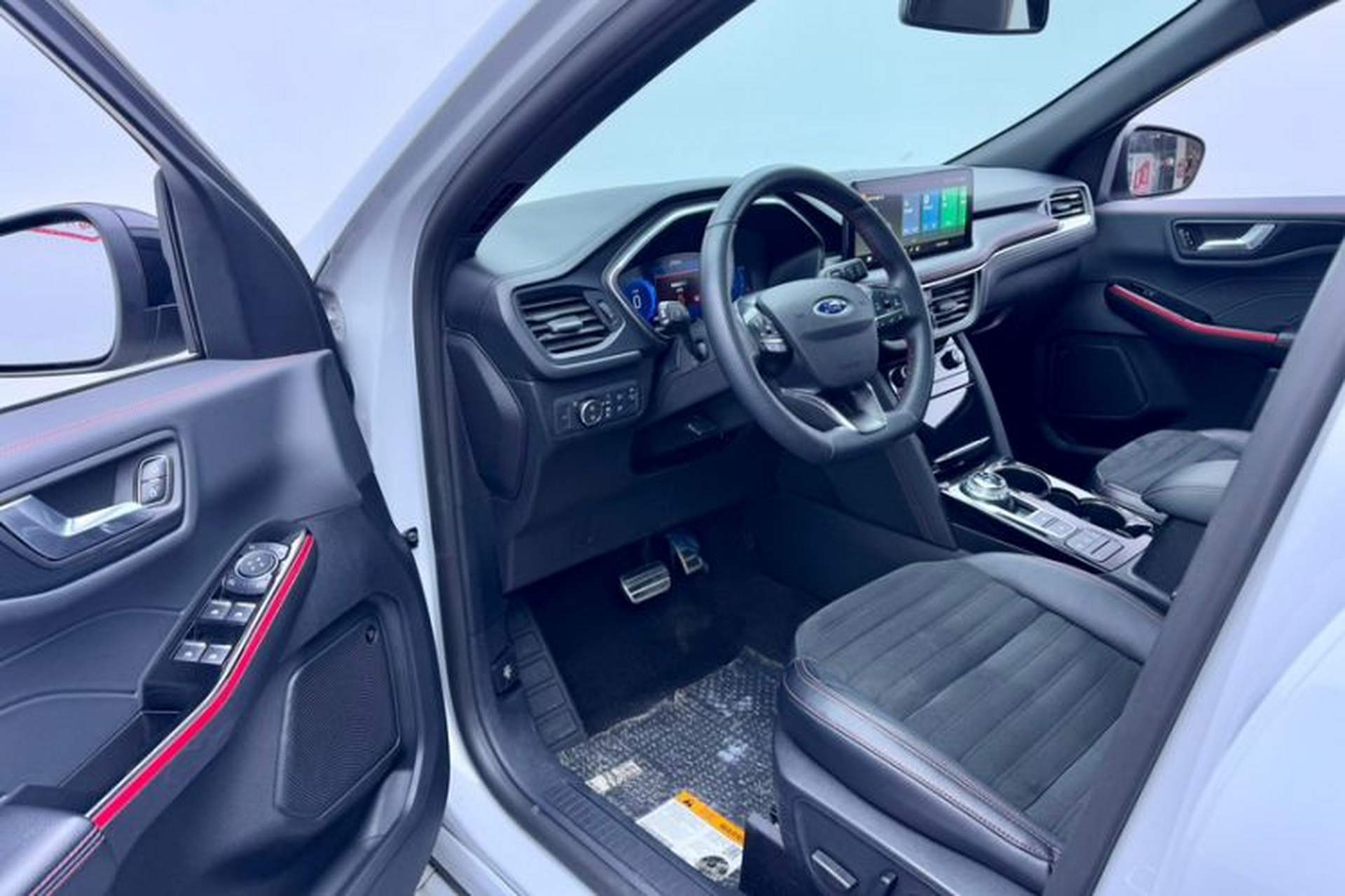 Used Ford Escape 2024 EcoBoost 245 Four-Wheel Drive ST-Line Pro Trim Interior 2