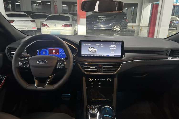 Used Ford Escape 2024 EcoBoost 245 Four-Wheel Drive ST-Line Pro Trim Interior 2