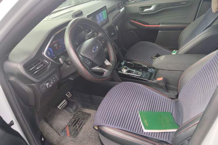 Used Ford Escape 2024 EcoBoost 245 Four-Wheel Drive ST-Line Pro Trim Left Front Seat