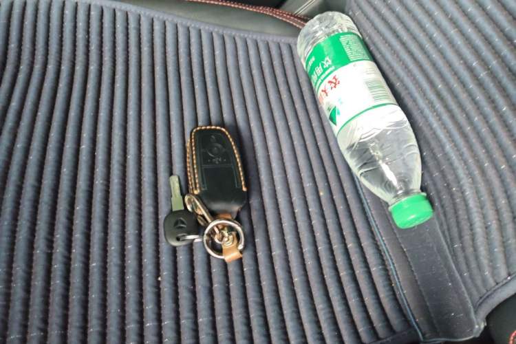 Used Ford Escape 2024 EcoBoost 245 Four-Wheel Drive ST-Line Pro Trim Vehicle Key