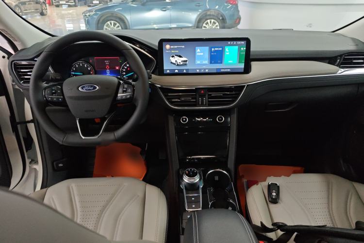 Used Ford Escape 2024 EcoBoost 245 Two-Wheel-Drive Titanium Edition Center Console
