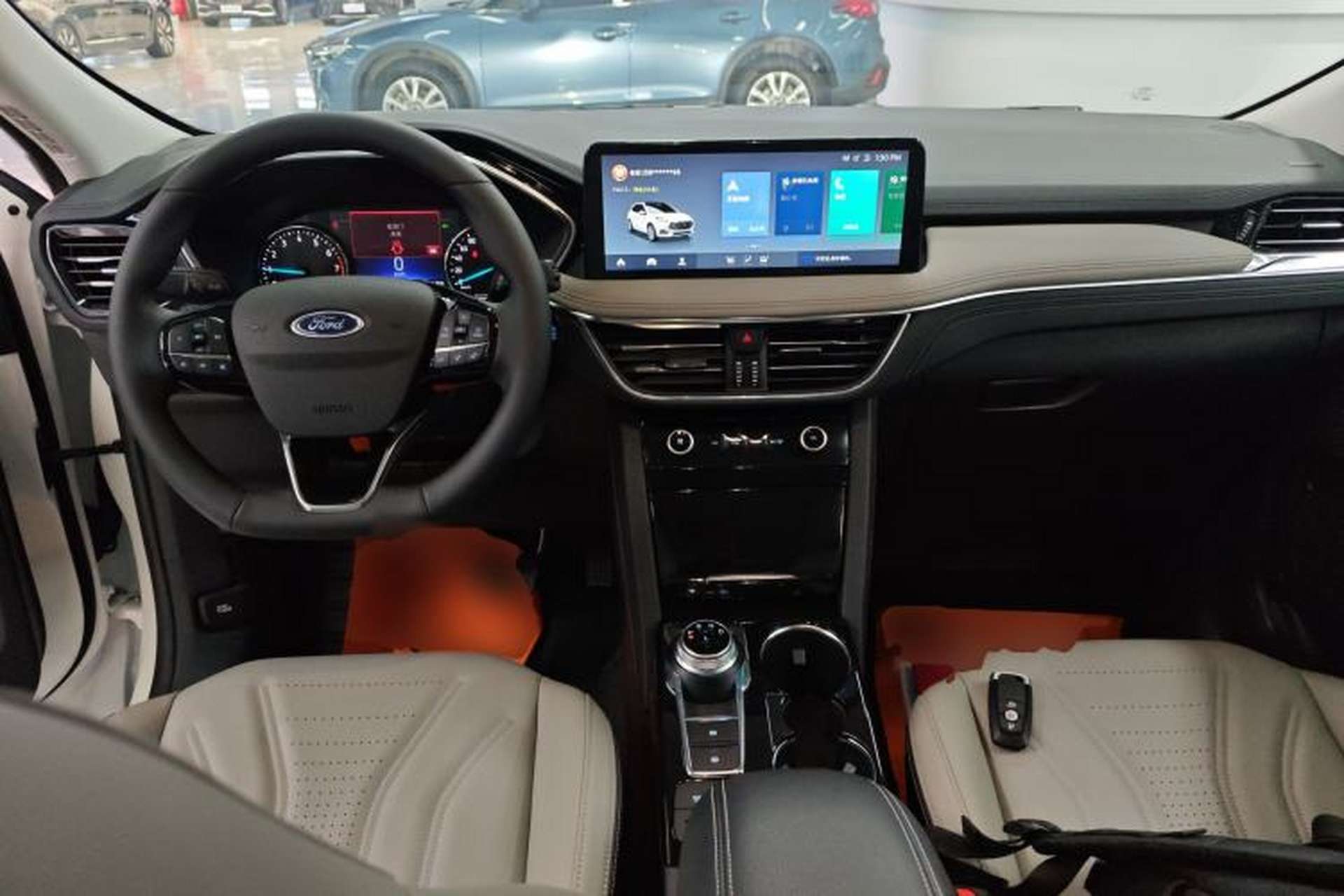 Used Ford Escape 2024 EcoBoost 245 Two-Wheel-Drive Titanium Edition Center Console