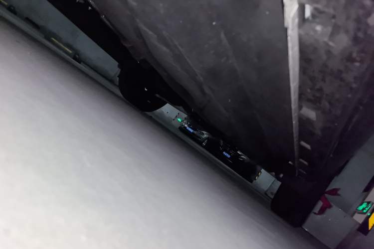 Used Ford Escape 2024 EcoBoost 245 Two-Wheel-Drive Titanium Edition Chassis Front Left