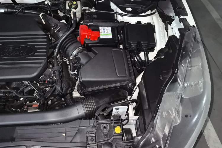 Used Ford Escape 2024 EcoBoost 245 Two-Wheel-Drive Titanium Edition Engine Bay Left