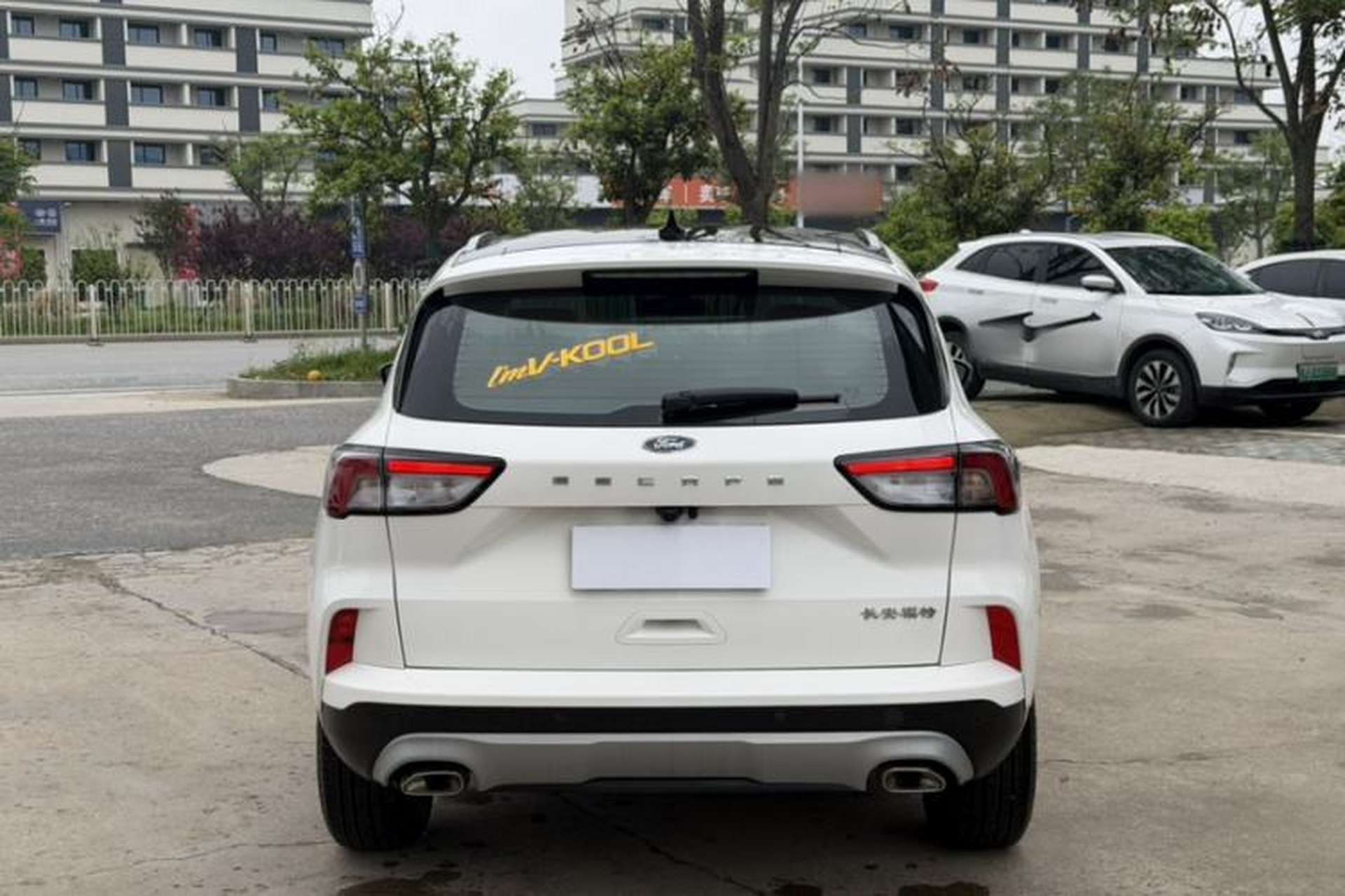 Used Ford Escape 2024 EcoBoost 245 Two-Wheel-Drive Titanium Edition Exterior 4