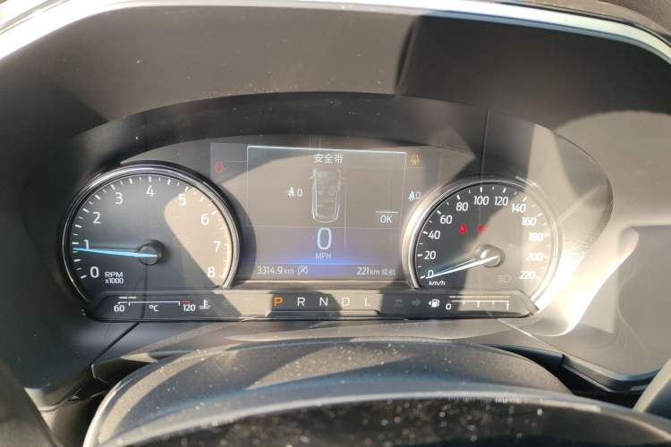 Used Ford Escape 2024 EcoBoost 245 Two-Wheel-Drive Titanium Edition Instrument Cluster